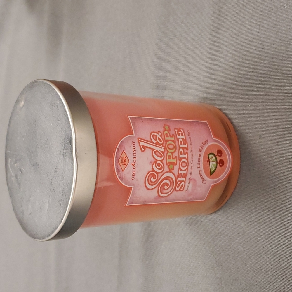 CHERRY LIME RICKEY Gold Canyon 11 oz Medium two wick‎ candle